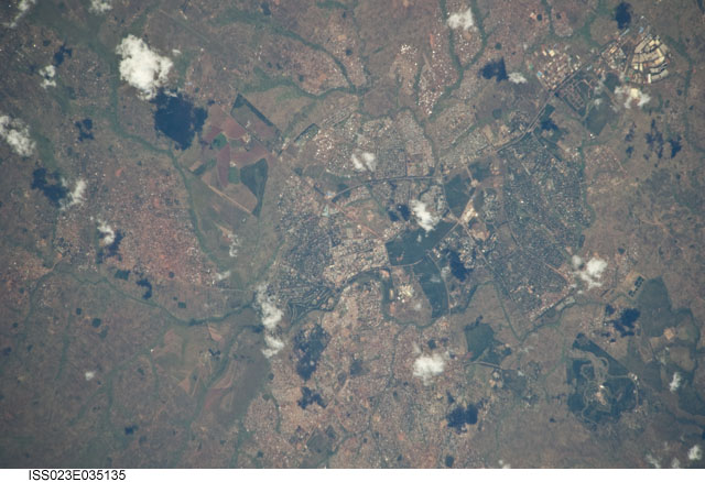 File:Lilongwe, Malawi.JPG