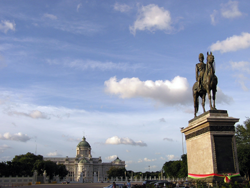 File:King Rama V Equestrian Monument.jpg