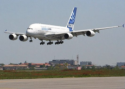File:1er vol de l' A380.jpg