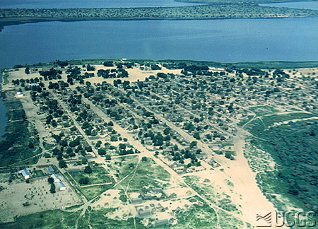 File:LakeChadBolaerialphoto.jpg