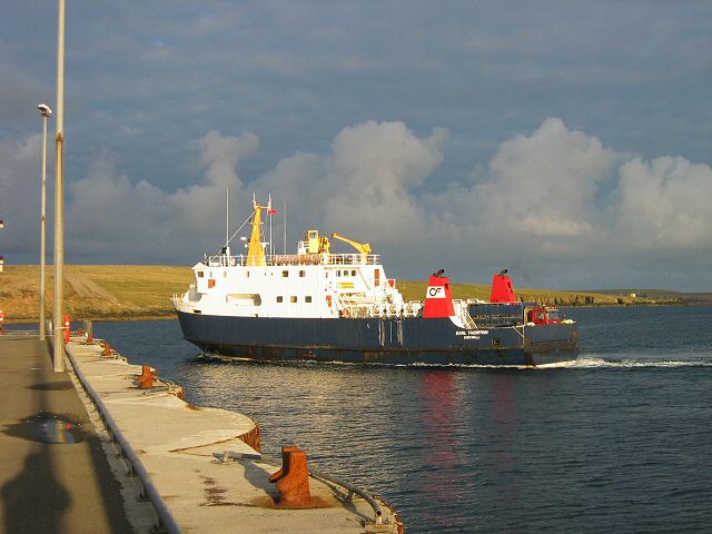 File:Ferry at Whale Geo pier, Westray - geograph.org.uk - 33804.jpg