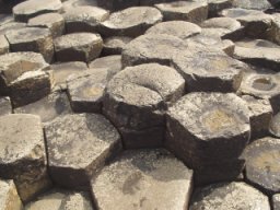 File:Giants causeway closeup.jpg