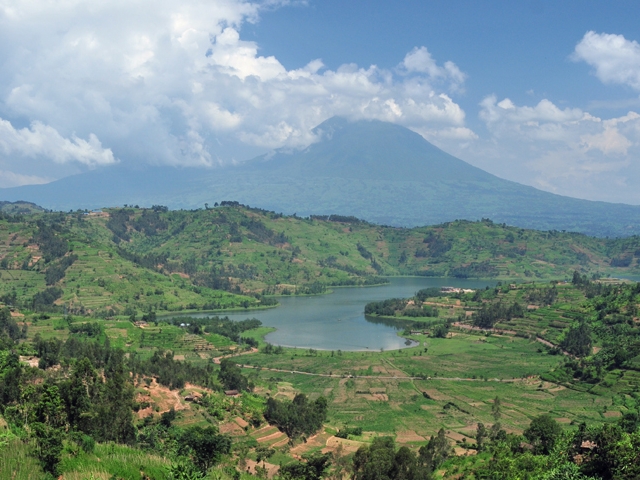 File:RwandaVolcanoAndLake cropped2.jpg