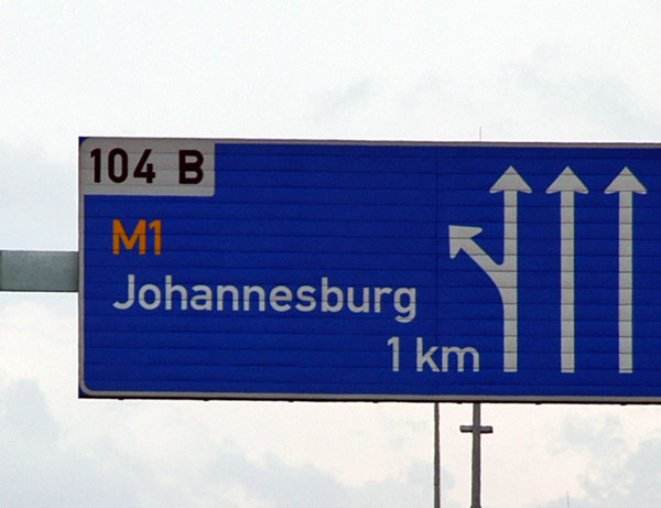File:M1 Johannesburg Highway Sign.JPG