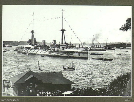 File:RAN fleet review.jpg