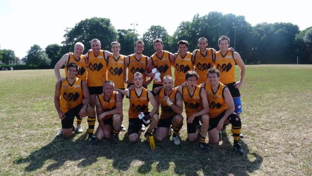 File:Sussex Swans Grand Final Winning Team 2010.jpg