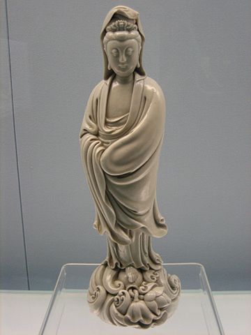 File:Status of Kuan Yin.jpg