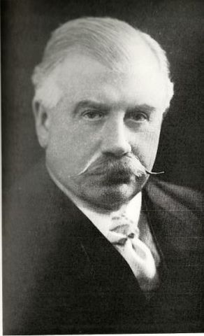 File:Robert-Newman-1906.jpg