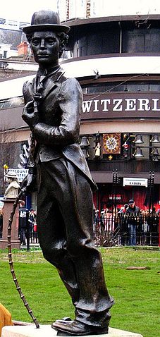 File:Charlie Chaplin 2207447904 crop.jpg