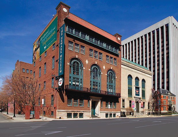 File:Newark Museum Facade.jpg