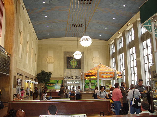 File:Newark Pennsylvania Station interior.jpg