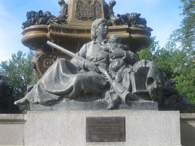 File:Pioneer Mothers of Colorado statue, Denver, CO IMG 5558.JPG