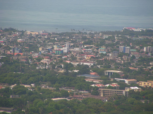 File:Labone, Accra.jpg