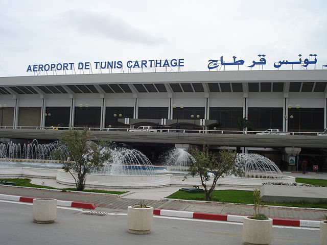 File:Aéroport Tunis.jpg