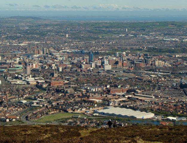 File:Belfast from Black Mountain - geograph.org.uk - 1254125.jpg