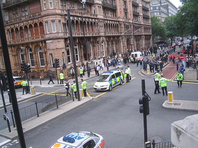 File:Russell square police road.JPG