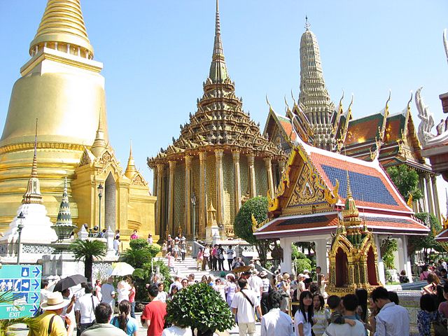 File:Wat Phra Sri Rattana Satsadaram 07.jpg
