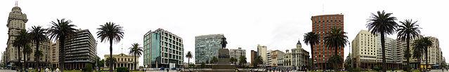 File:Montevideo Décembre 2007 - Plaza de Armas 2.jpg