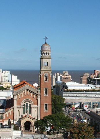File:Iglesia Punta Carretas.JPG