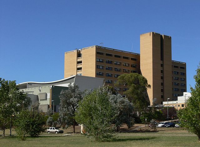 File:Canberra Hospital.jpg