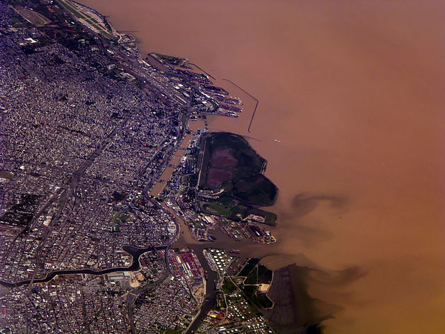 File:Buenos Aires desde el aire.jpg