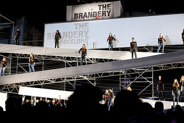 File:Pasarela The Brandery 2.jpg