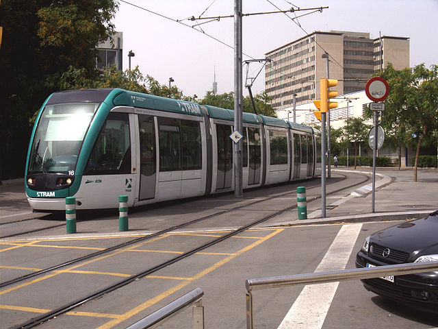 File:Barcelona Tram 01.jpg