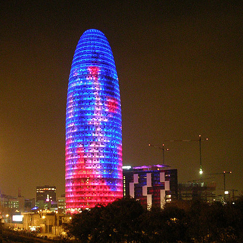 File:Torre Agbar.jpg