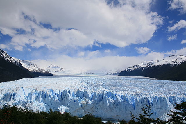 File:Glaciar Perito Moreno5 - Argentina.JPG