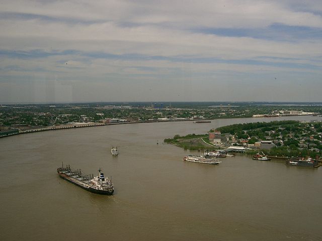 File:Mississippi River - New Orleans.jpg