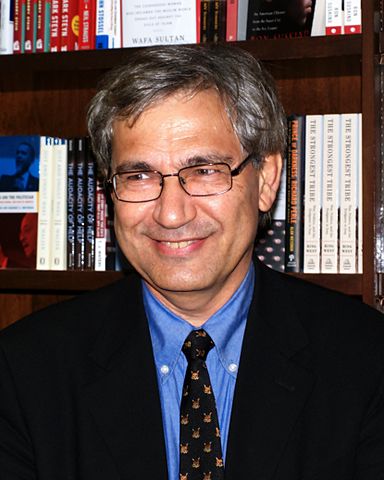 File:Orhan Pamuk 2009 Shankbone.jpg