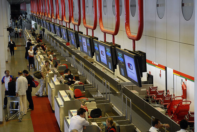 File:Aeroporto de Brasilia.JPG