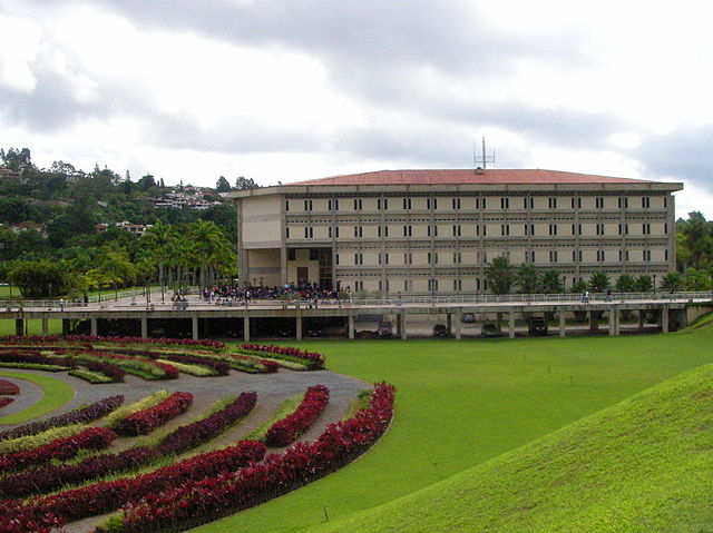 File:Biblioteca USB.JPG