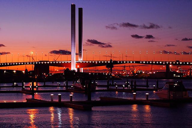 File:Bolte bridge dusk.jpg