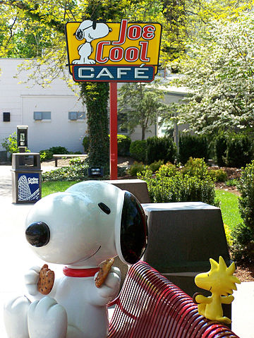 File:Planet Snoopy Joe Cool Cafe.jpg