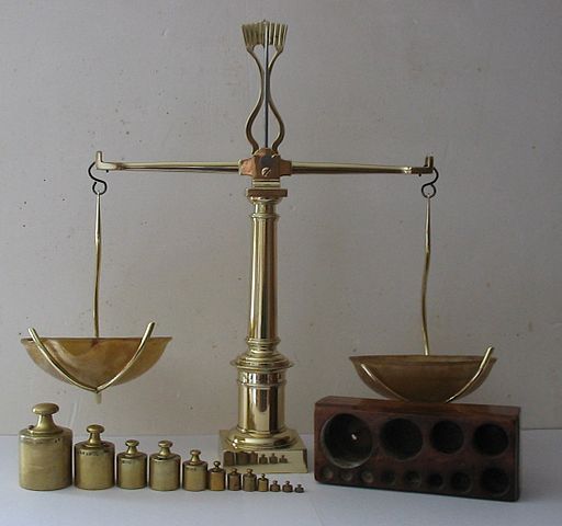 File:Balance à tabac 1850.JPG
