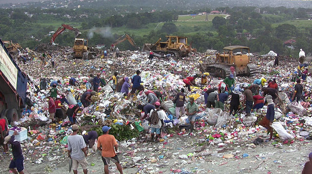 File:Payatas-Dumpsite Manila Philippines02.jpg