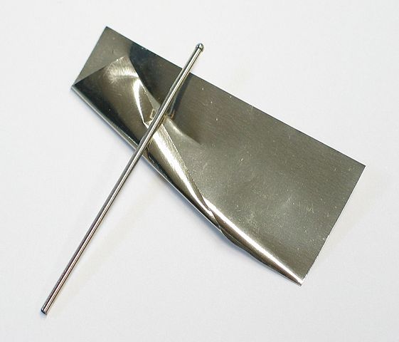 File:Rhodium foil and wire.jpg