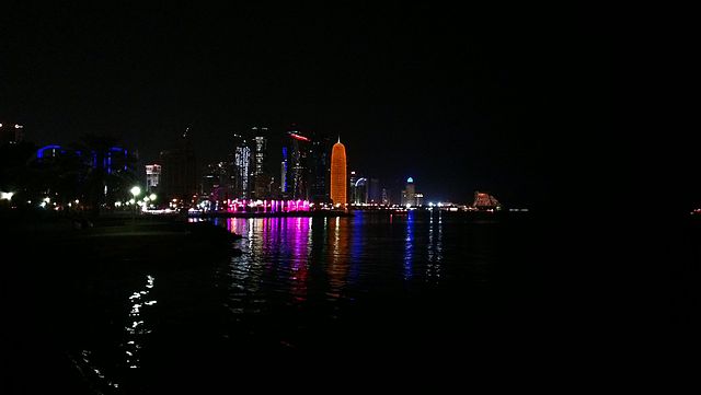 File:West Bay , Al Corniche , Doha.jpg