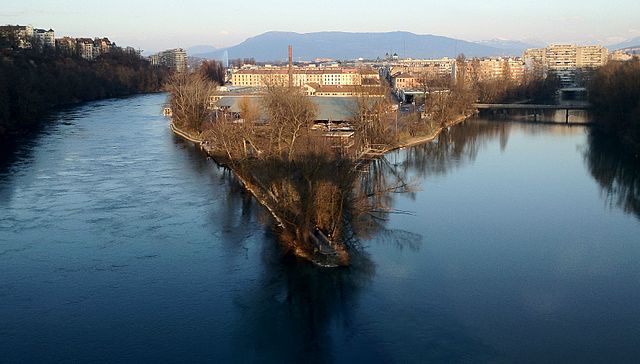 File:Confluence Rhône et Arve.JPG
