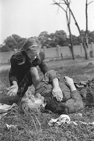 File:Polish victim of German Luftwaffe action 1939.jpg