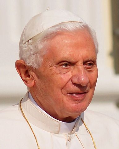 File:Benedicto XVI en Berlín, 2011.jpg