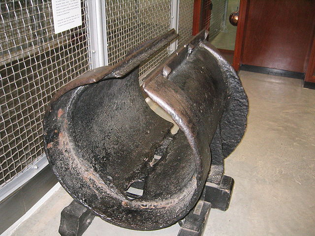 File:Brunel's Atmospheric Railway section of pipe.jpg