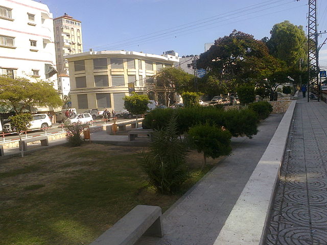 File:شارع في غزة.jpg