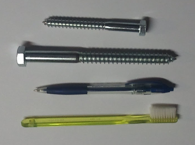 File:Lag screws aka lag bolts 002.png
