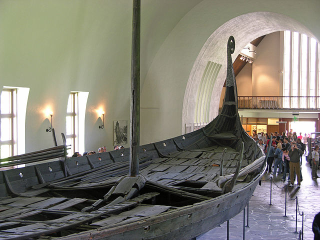File:Wikingerschiff Oslo.jpg