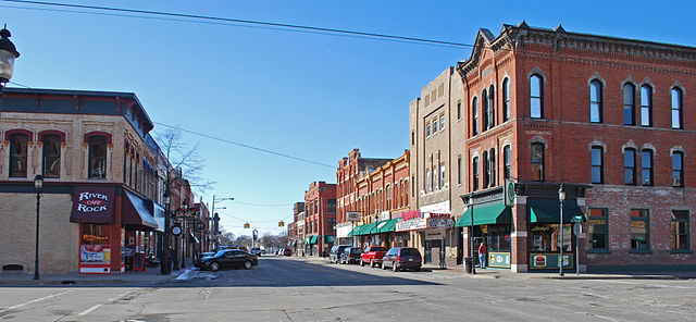 File:Midland Street Commercial District Bay City MI C.jpg