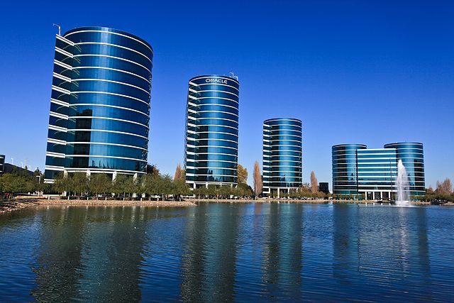 File:Oracle Headquarters Redwood Shores.jpg