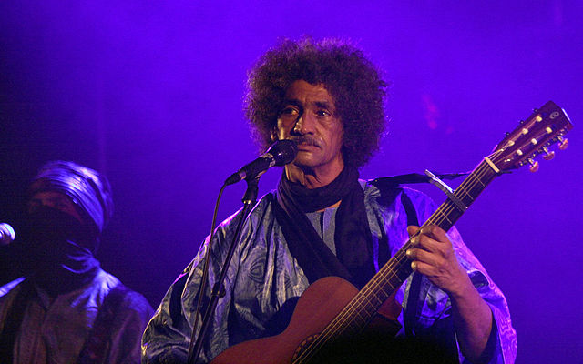 File:TINARIWEN Vienna 2011 17.jpg