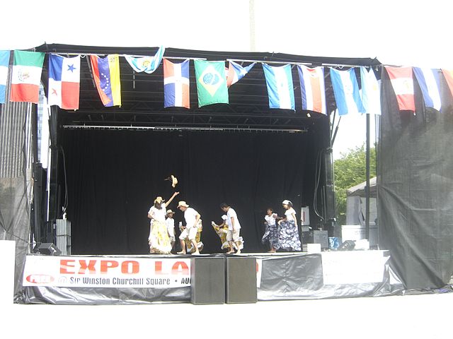 File:Stage6972.JPG